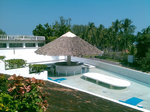 Imagen de la piscina del Hotel Collection O Mocambo, Boca Del R&iacute;o. Foto 8