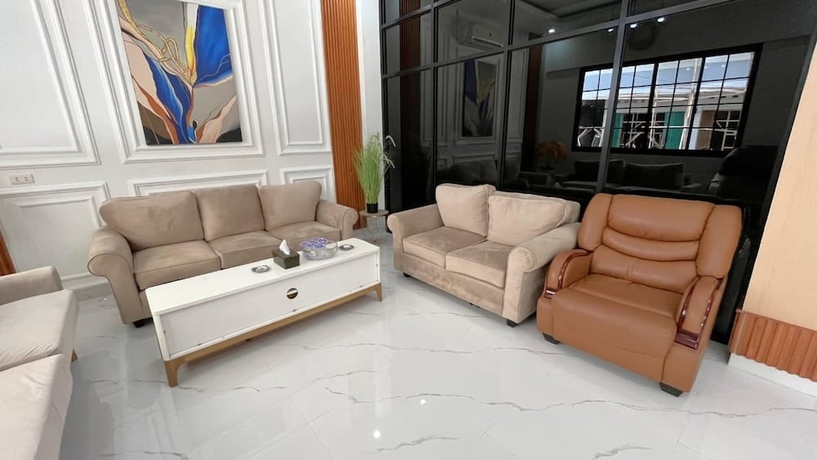 Imagen de los interiores del Hotel Collection O PH18 Bandar Lampung. Foto 15