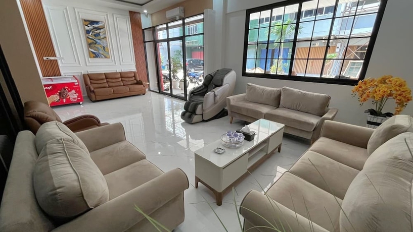 Imagen de los interiores del Hotel Collection O PH18 Bandar Lampung. Foto 16