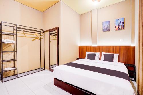 Imagen general del Hotel Collection O Padang City Center Near Transmart Padang Formerly De Orchids. Foto 12