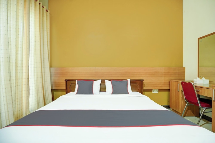 Imagen de la habitación del Hotel Collection O Padang near Mesjid Raya Syekh Ahmad Al-Minangkabawi formerly Surya Palace. Foto 6