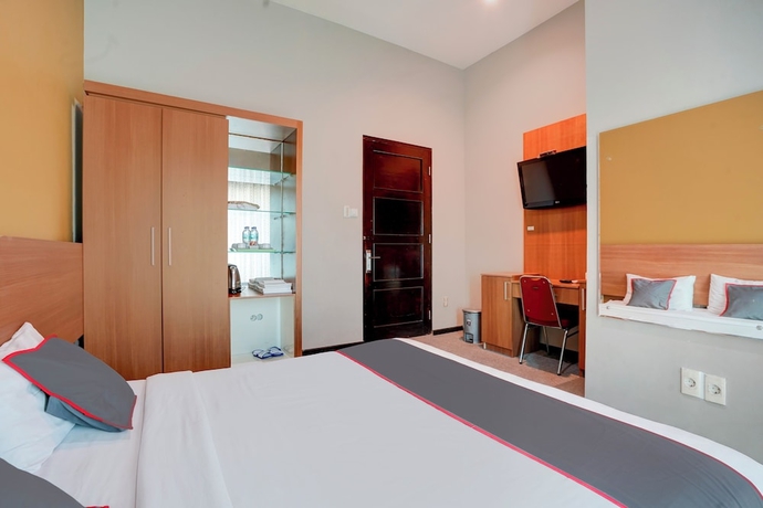 Imagen de la habitación del Hotel Collection O Padang near Mesjid Raya Syekh Ahmad Al-Minangkabawi formerly Surya Palace. Foto 9