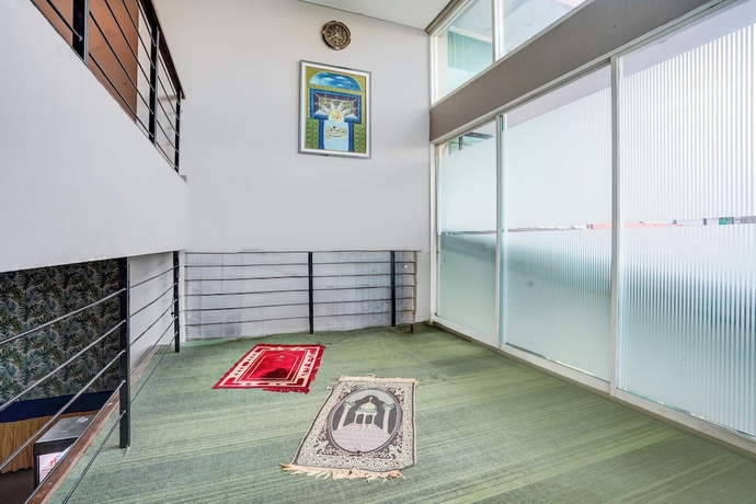 Imagen de los interiores del Hotel Collection O Padang near Mesjid Raya Syekh Ahmad Al-Minangkabawi formerly Surya Palace. Foto 13