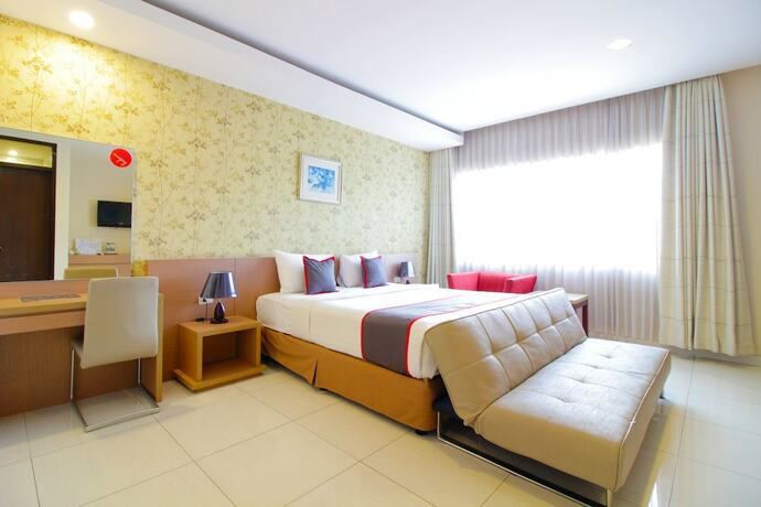 Imagen de la habitación del Hotel Collection O Pasteur Near Paris Van Java Mall Formerly Sweet Karina. Foto 1
