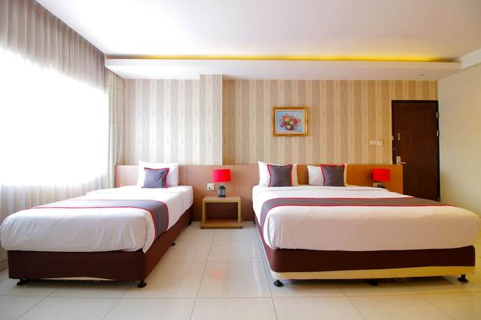 Imagen de la habitación del Hotel Collection O Pasteur Near Paris Van Java Mall Formerly Sweet Karina. Foto 11