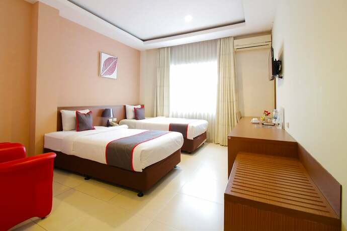 Imagen de la habitación del Hotel Collection O Pasteur Near Paris Van Java Mall Formerly Sweet Karina. Foto 13