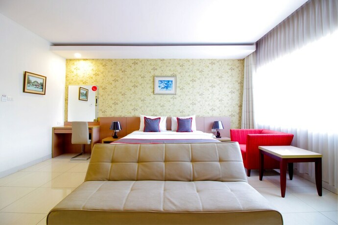 Imagen de la habitación del Hotel Collection O Pasteur Near Paris Van Java Mall Formerly Sweet Karina. Foto 16