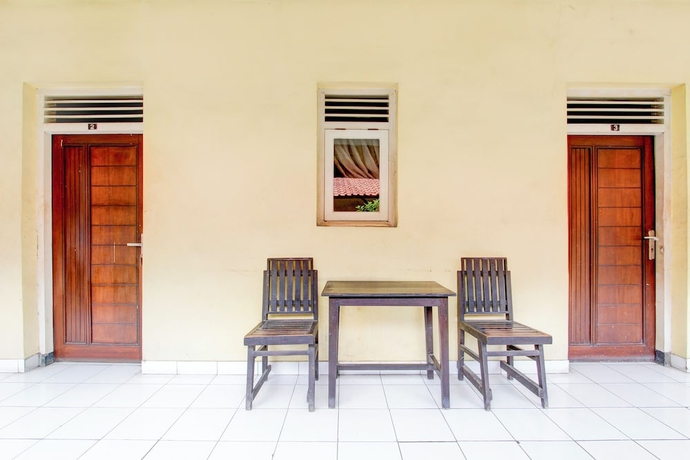 Imagen de los interiores del Hotel Collection O Stasiun Pekalongan Near Stasiun Kereta Api Formerly Indah. Foto 9
