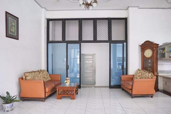 Imagen de los interiores del Hotel Collection O near Universitas Negeri Padang formerly Amra. Foto 16