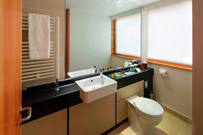 Imagen de la habitación del Hotel College Court. Foto 5