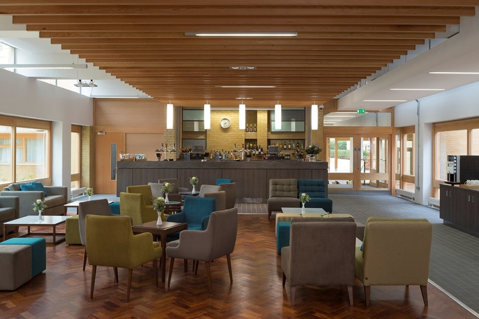 Imagen del bar/restaurante del Hotel College Court. Foto 4