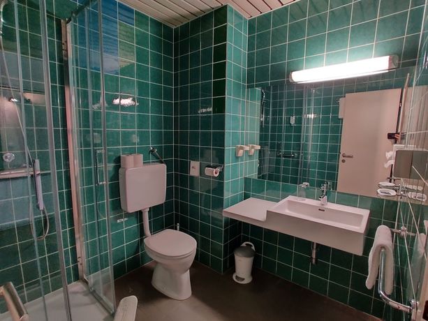 Imagen de la habitación del Hotel College Garden. Foto 18