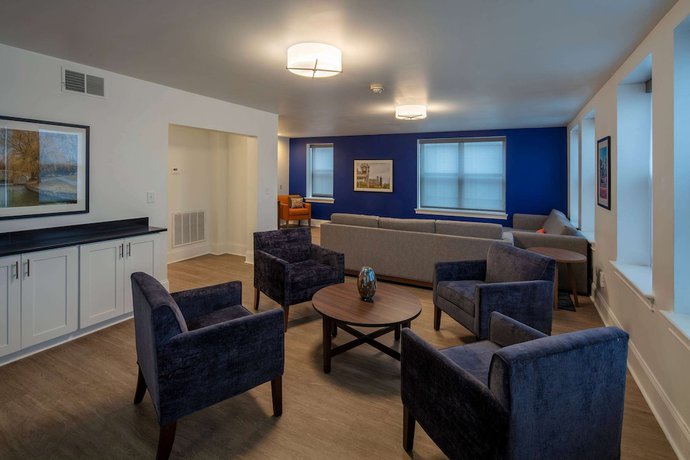 Imagen de la habitación del Hotel Collegian Hotel & Suites, Trademark Collection by Wyndham. Foto 7