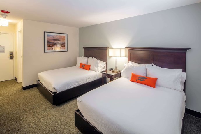 Imagen de la habitación del Hotel Collegian Hotel & Suites, Trademark Collection by Wyndham. Foto 14