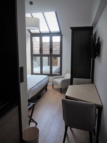 Imagen de la habitación del Hotel Coll&egrave;ge des Doctrinaires. Foto 2