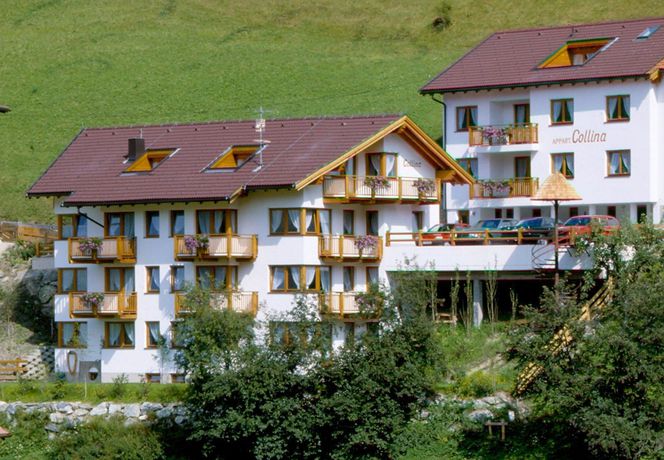 Imagen del bar/restaurante del Hotel Collina Garni. Foto 5