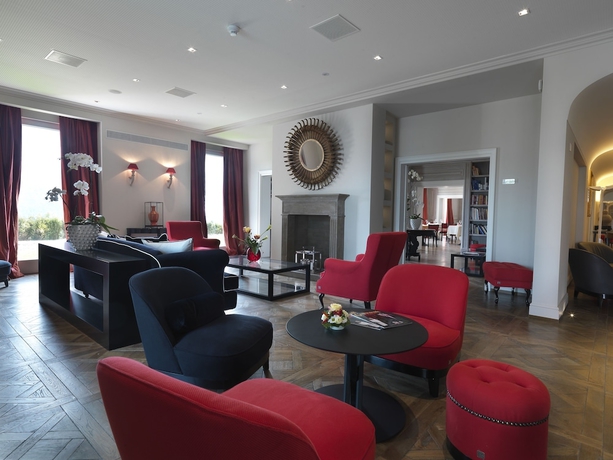Imagen de los interiores del Hotel Collina d'Oro Resort and SPA. Foto 19