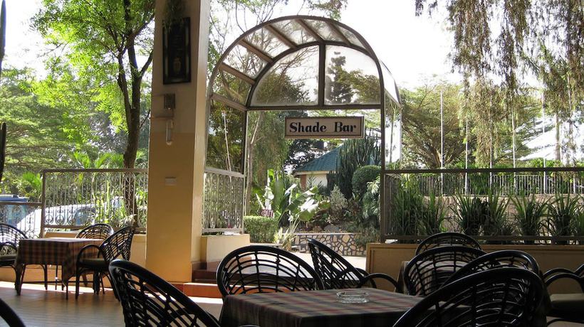 Imagen del bar/restaurante del Hotel Colline, Mbalala. Foto 4