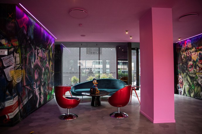 Imagen de la habitación del Hotel Collini Rooms. Foto 4