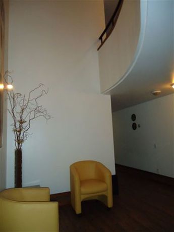 Imagen de la habitación del Hotel Collins Trade. Foto 7