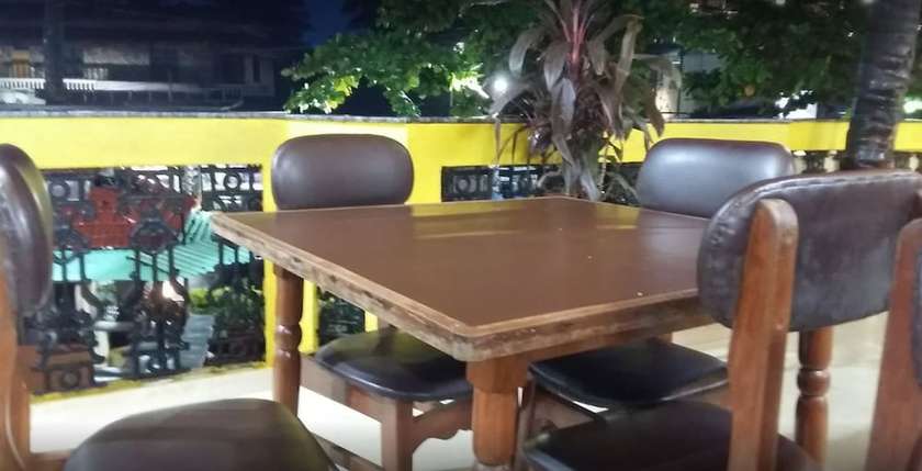Imagen del bar/restaurante del Hotel Colmar Beach Resort. Foto 3