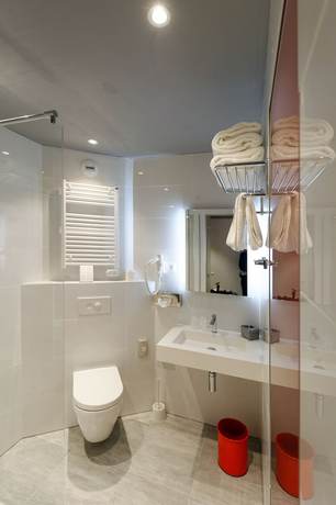 Imagen de la habitación del Hotel Colmar. Foto 12