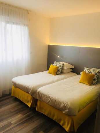 Imagen de la habitación del Hotel Colmar. Foto 15