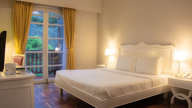 Imagen de la habitación del Hotel Colmar Tropicale. Foto 13