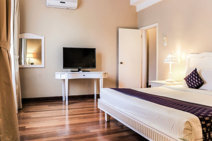 Imagen de la habitación del Hotel Colmar Tropicale. Foto 14
