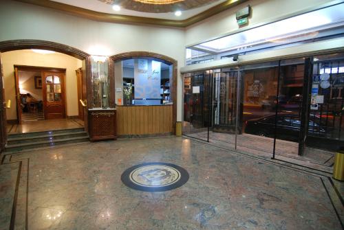 Imagen de los interiores del Hotel Col&oacute;n, B&eacute;jar. Foto 6