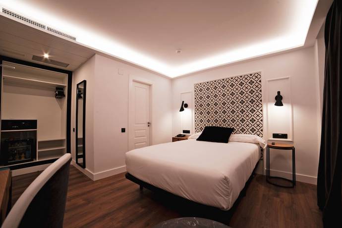 Imagen de la habitación del Hotel Colón Plaza. Foto 5