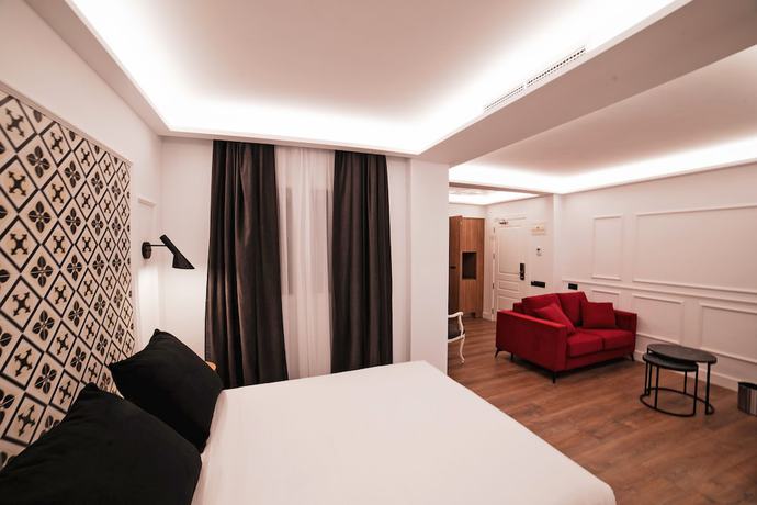 Imagen de la habitación del Hotel Colón Plaza. Foto 9