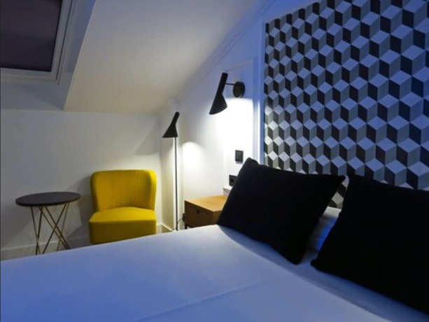 Imagen de la habitación del Hotel Colón Plaza. Foto 11