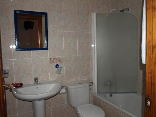 Imagen de la habitación del Hotel Colón, Ronda. Foto 5