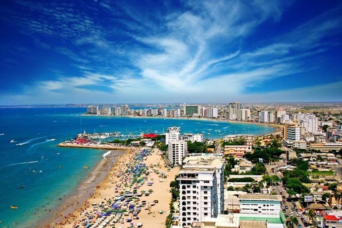 Imagen de los interiores del Hotel Col&oacute;n Salinas. Foto 11