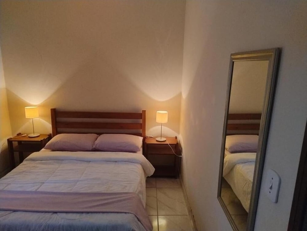 Imagen de la habitación del Hotel Col&ocirc;nia de F&eacute;rias Beleza e Arte. Foto 5