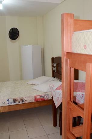 Imagen de la habitación del Hotel Col&ocirc;nia de F&eacute;rias Praia Grande. Foto 5