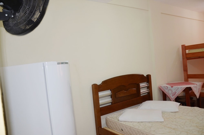 Imagen de la habitación del Hotel Col&ocirc;nia de F&eacute;rias Praia Grande. Foto 8