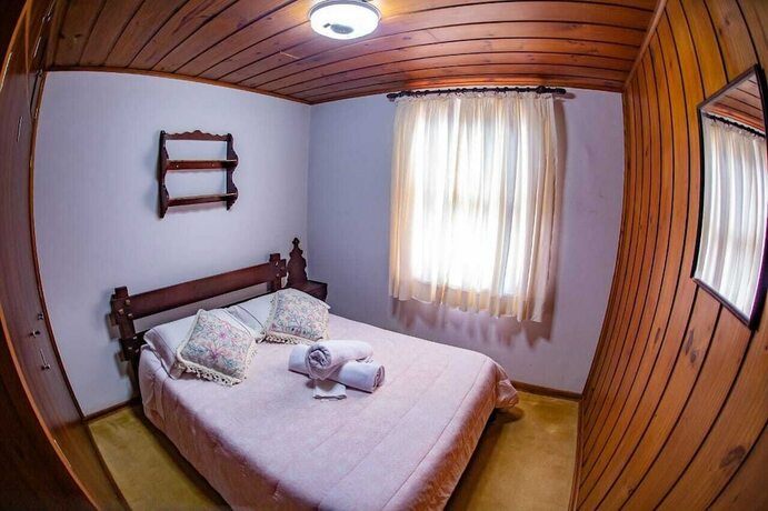 Imagen de la habitación del Hotel Col&ocirc;nia de F&eacute;rias SAA. Foto 14