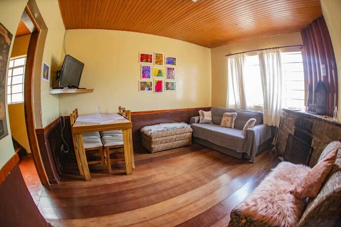 Imagen de la habitación del Hotel Col&ocirc;nia de F&eacute;rias SAA. Foto 15