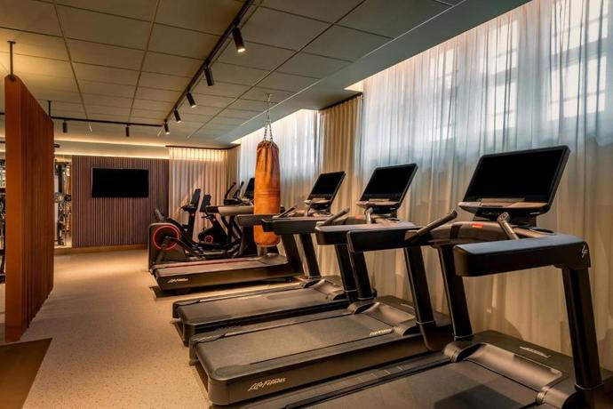 Imagen de los interiores del Hotel Cologne Marriott. Foto 16