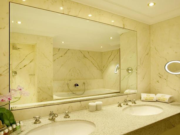 Imagen de la habitación del Hotel Colombi. Foto 8