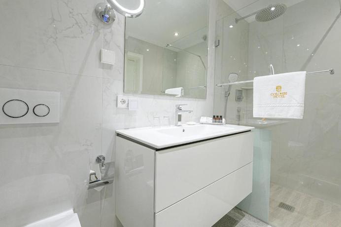 Imagen de la habitación del Hotel Colombi. Foto 9