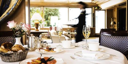 Imagen del bar/restaurante del Hotel Colombi. Foto 6