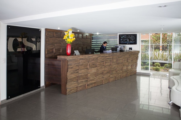 Imagen de los interiores del Hotel Colombians Suite International. Foto 14