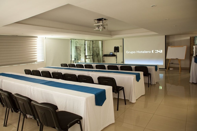 Imagen de los interiores del Hotel Colombians Suite International. Foto 18