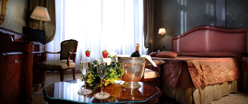 Imagen de la habitación del Hotel Colombina. Foto 11