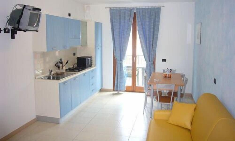 Imagen de la habitación del Hotel Colombo Residence. Foto 6