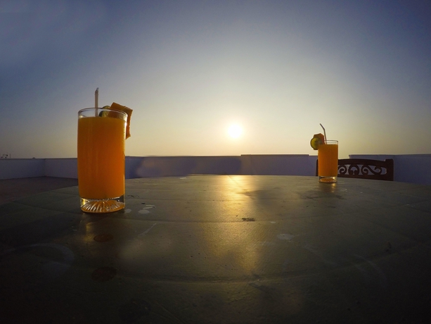 Imagen de los exteriores del Hotel Colombo Residency. Foto 16