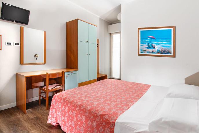 Imagen de la habitación del Hotel Colombo, Rimini. Foto 8